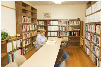 Latimer Quilt and Textile Center Library